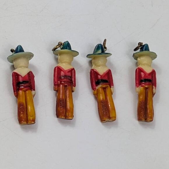 Vintage 1950s Plastic Cowboy Charms Set of 4 Painted Western Novelty Figures - Picture 4 of 6